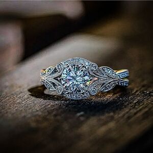 Vintage style flower Band Ring